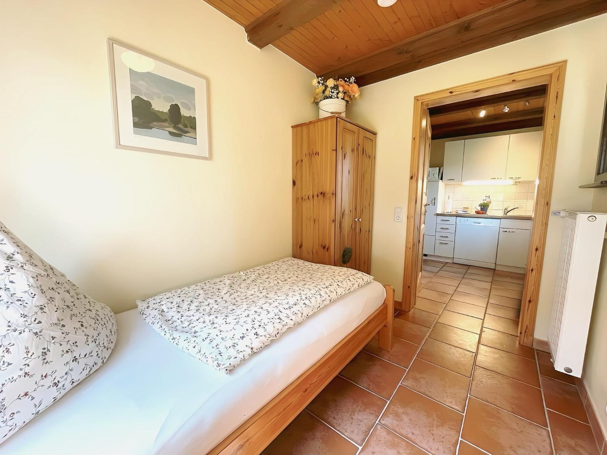 Holiday home Haus Benninghusumer Deichweg, Eingezaeunt, Hunde Willkommen, Kamin, Ruhig Gelegen, Wlan Emmelsbull-Horsbull
