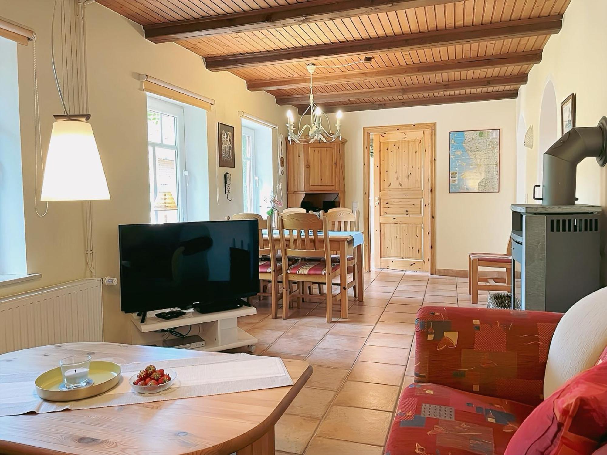Haus Benninghusumer Deichweg, Eingezaeunt, Hunde Willkommen, Kamin, Ruhig Gelegen, Wlan Emmelsbull-Horsbull